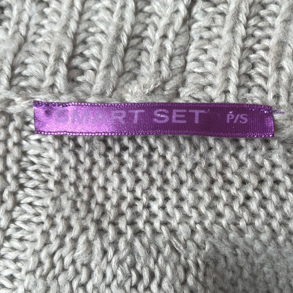 Smart Set Cardigan - Picture 11 of 12